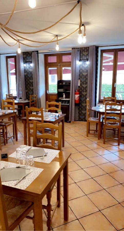 La Claie Des Champs Hotel Ars-les-Favets Exterior photo